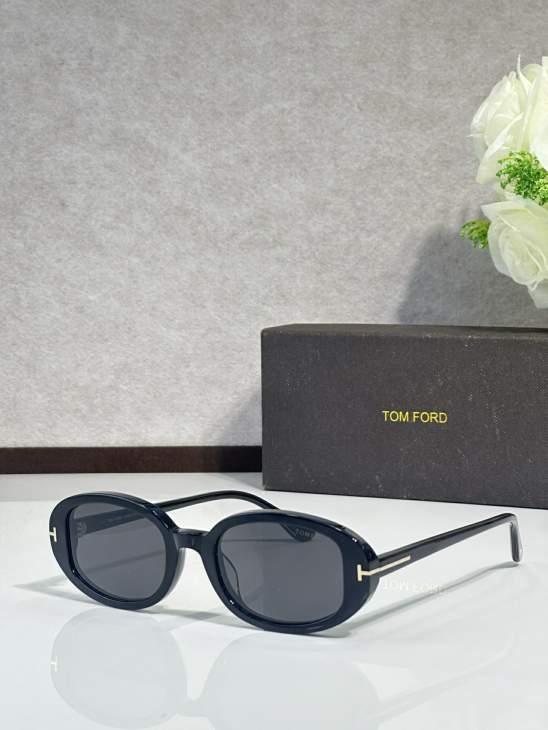 Picture of Tom Ford Sunglasses _SKUfw76439847fw
